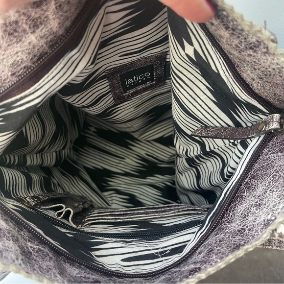 Latico Distressed leather Shoulder Bag - Picture 4 of 4